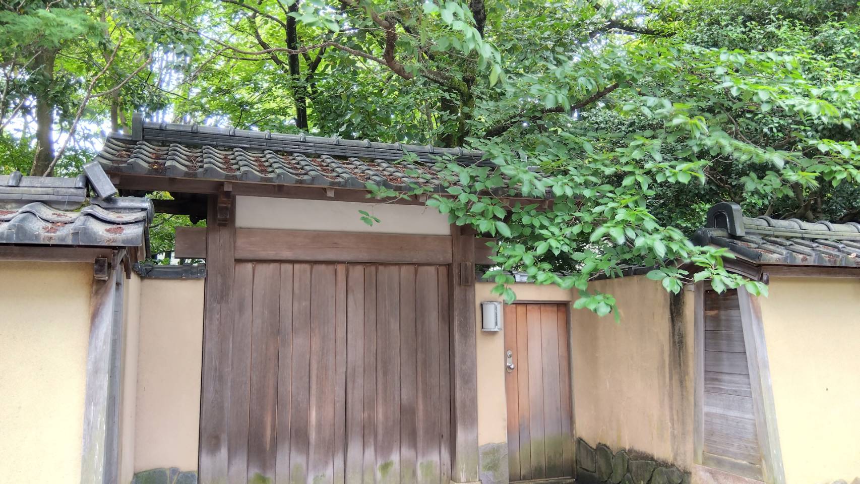 金沢のお香とアロマの香り専門店(石川県金沢市)・金沢観光地・金沢の観光スポット武家屋敷跡近く・人気でおすすめのお土産処-お香専門店のアロマ香房焚屋