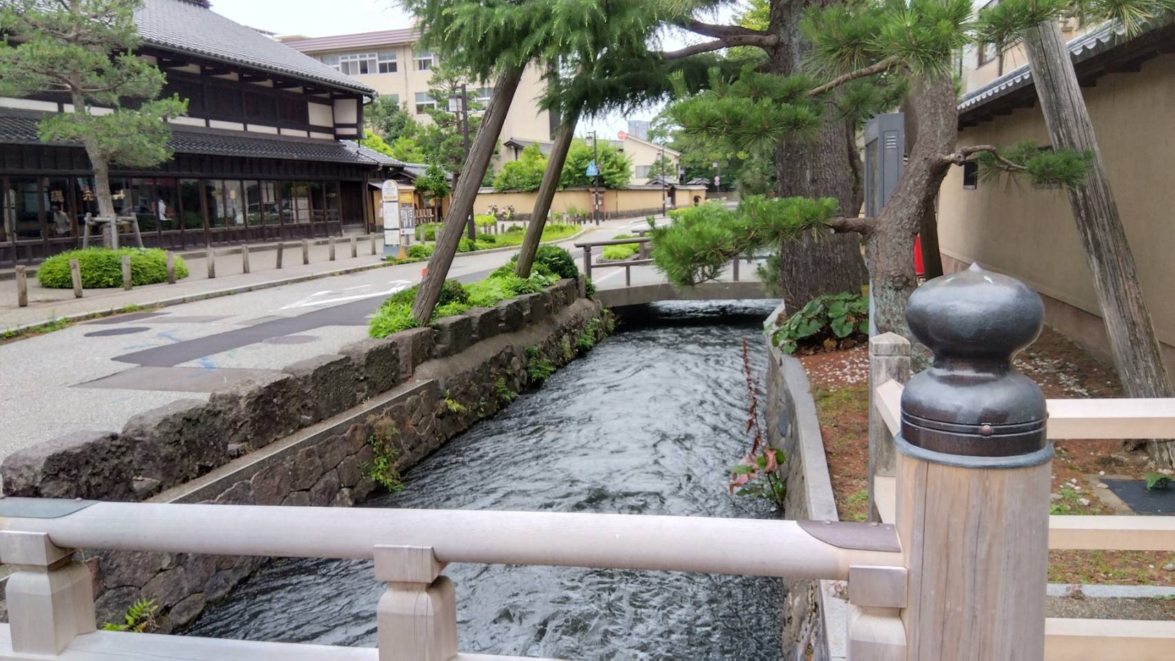 金沢のお香とアロマの香り専門店(石川県金沢市)・金沢観光地・金沢の観光スポット武家屋敷跡近く・人気でおすすめのお土産処-お香専門店のアロマ香房焚屋