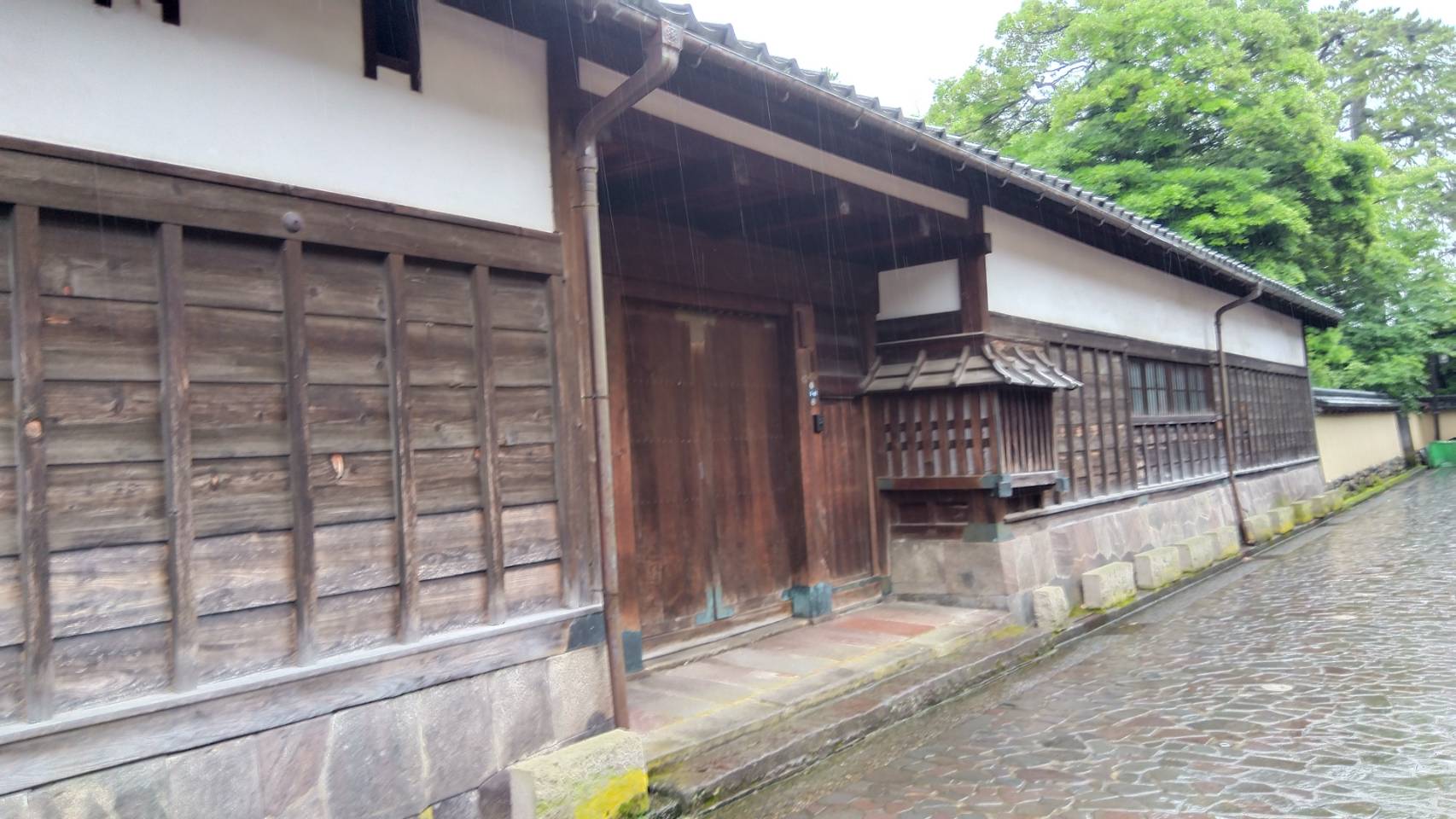金沢のお香とアロマの香り専門店(石川県金沢市)・金沢観光地・金沢の観光スポット武家屋敷跡近く・人気でおすすめのお土産処-お香専門店のアロマ香房焚屋