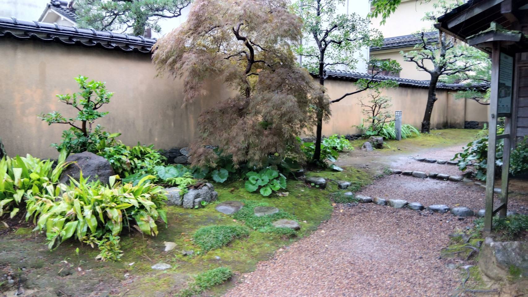 金沢のお香とアロマの香り専門店(石川県金沢市)・金沢観光地・金沢の観光スポット武家屋敷跡近く・人気でおすすめのお土産処-お香専門店のアロマ香房焚屋