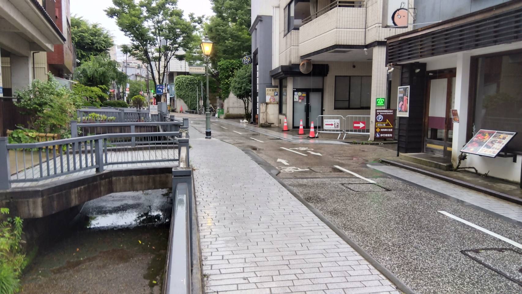 金沢のお香とアロマの香り専門店(石川県金沢市)・金沢観光地・金沢の観光スポット武家屋敷跡近く・人気でおすすめのお土産処-お香専門店のアロマ香房焚屋