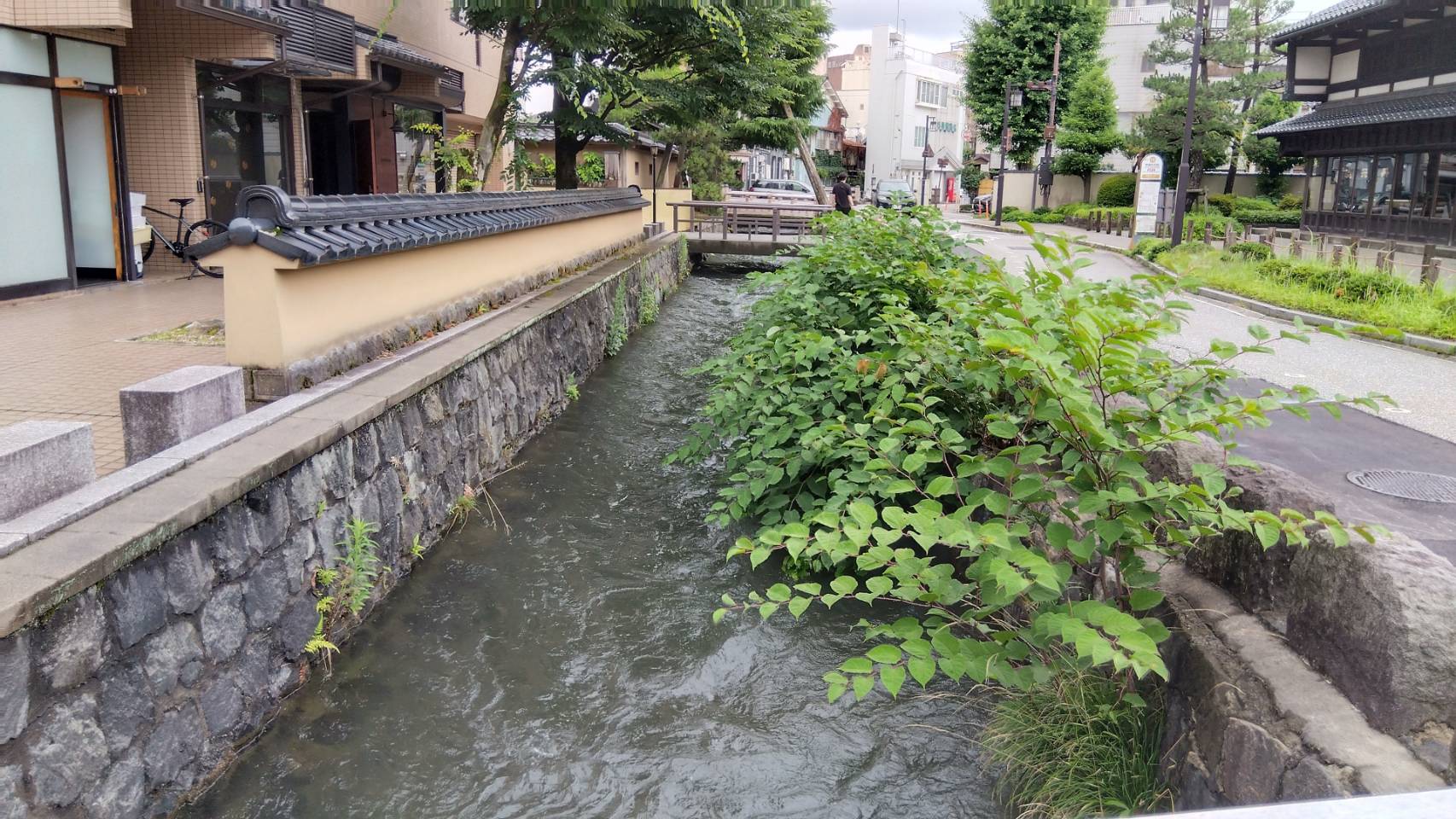 金沢のお香とアロマの香り専門店(石川県金沢市)・金沢観光地・金沢の観光スポット武家屋敷跡近く・人気でおすすめのお土産処-お香専門店のアロマ香房焚屋