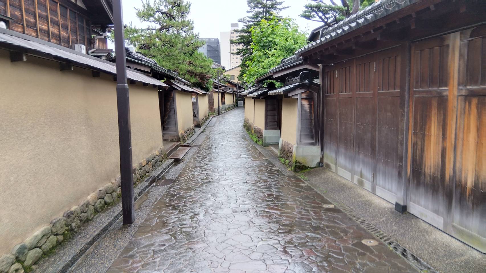 金沢のお香とアロマの香り専門店(石川県金沢市)・金沢観光地・金沢の観光スポット武家屋敷跡近く・人気でおすすめのお土産処-お香専門店のアロマ香房焚屋