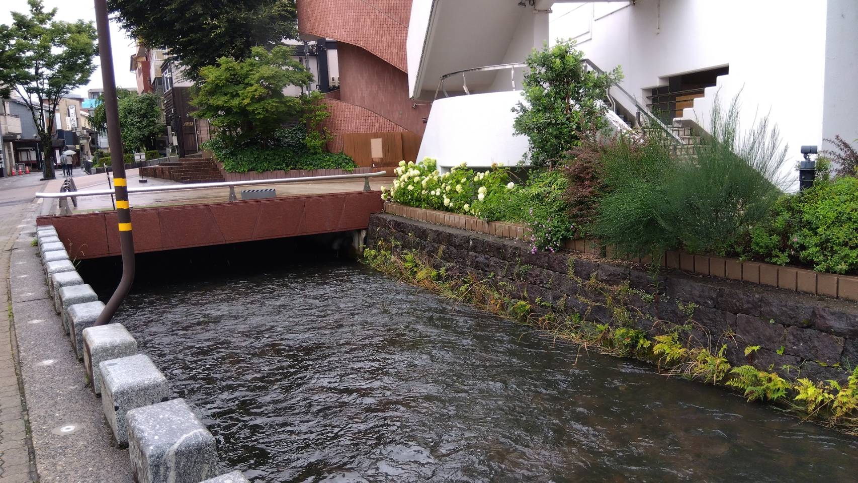 金沢のお香とアロマの香り専門店(石川県金沢市)・金沢観光地・金沢の観光スポット武家屋敷跡近く・人気でおすすめのお土産処-お香専門店のアロマ香房焚屋