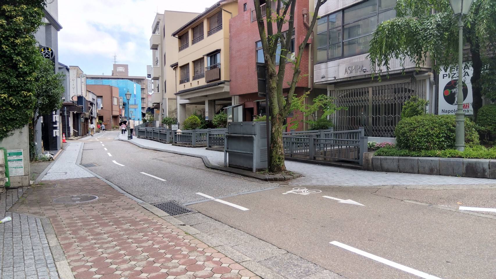 金沢のお香とアロマの香り専門店(石川県金沢市)・金沢観光地・金沢の観光スポット武家屋敷跡近く・人気でおすすめのお土産処-お香専門店のアロマ香房焚屋