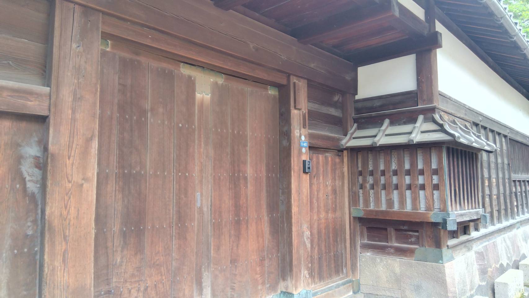 金沢のお香とアロマの香り専門店(石川県金沢市)・金沢観光地・金沢の観光スポット武家屋敷跡近く・人気でおすすめのお土産処-お香専門店のアロマ香房焚屋