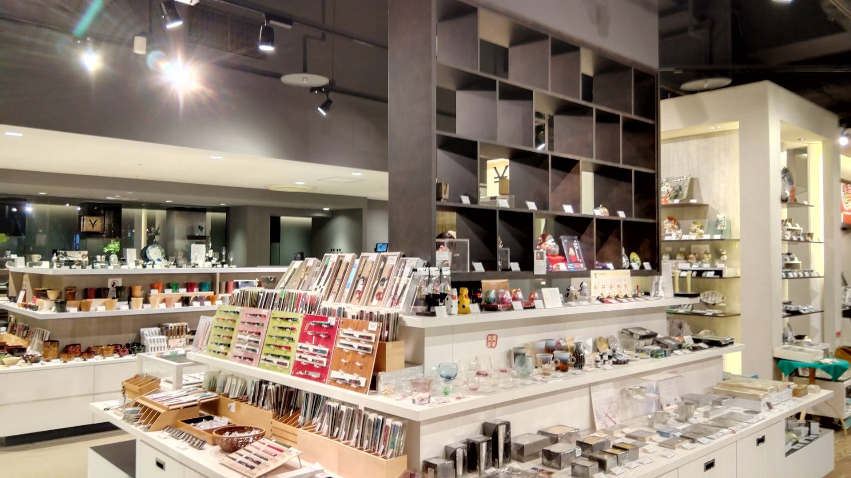 店主 焚屋 金沢のお香とアロマの香り専門店(石川県金沢市)・金沢観光地・金沢の観光スポット武家屋敷跡近く・人気でおすすめのお土産処-お香専門店のアロマ香房焚屋