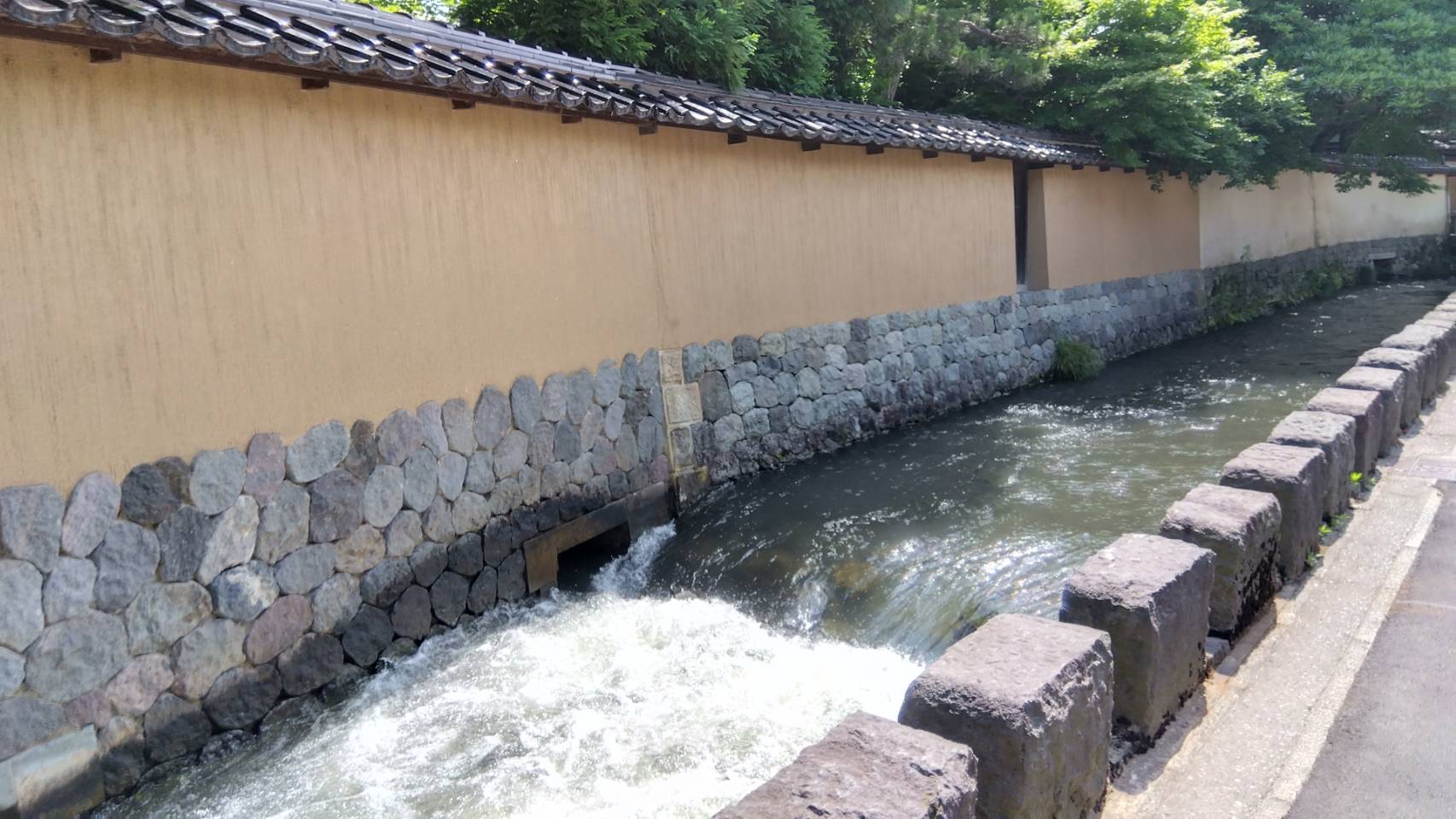 金沢のお香とアロマの香り専門店(石川県金沢市)・金沢観光地・金沢の観光スポット武家屋敷跡近く・人気でおすすめのお土産処-お香専門店のアロマ香房焚屋