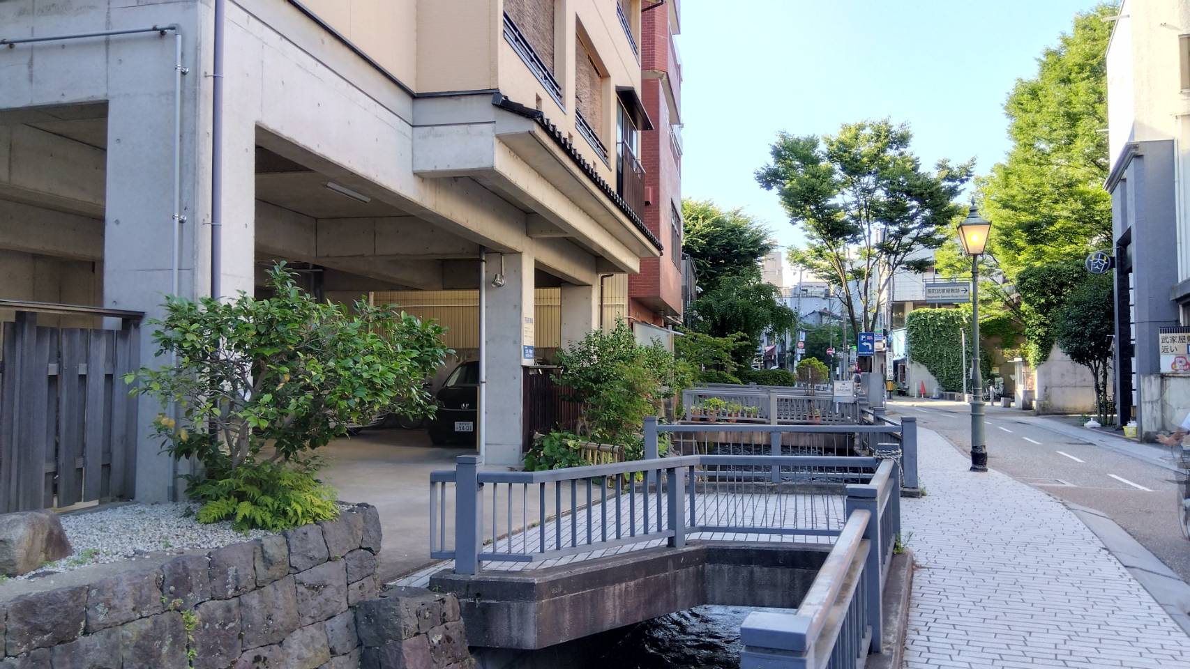 金沢のお香とアロマの香り専門店(石川県金沢市)・金沢観光地・金沢の観光スポット武家屋敷跡近く・人気でおすすめのお土産処-お香専門店のアロマ香房焚屋
