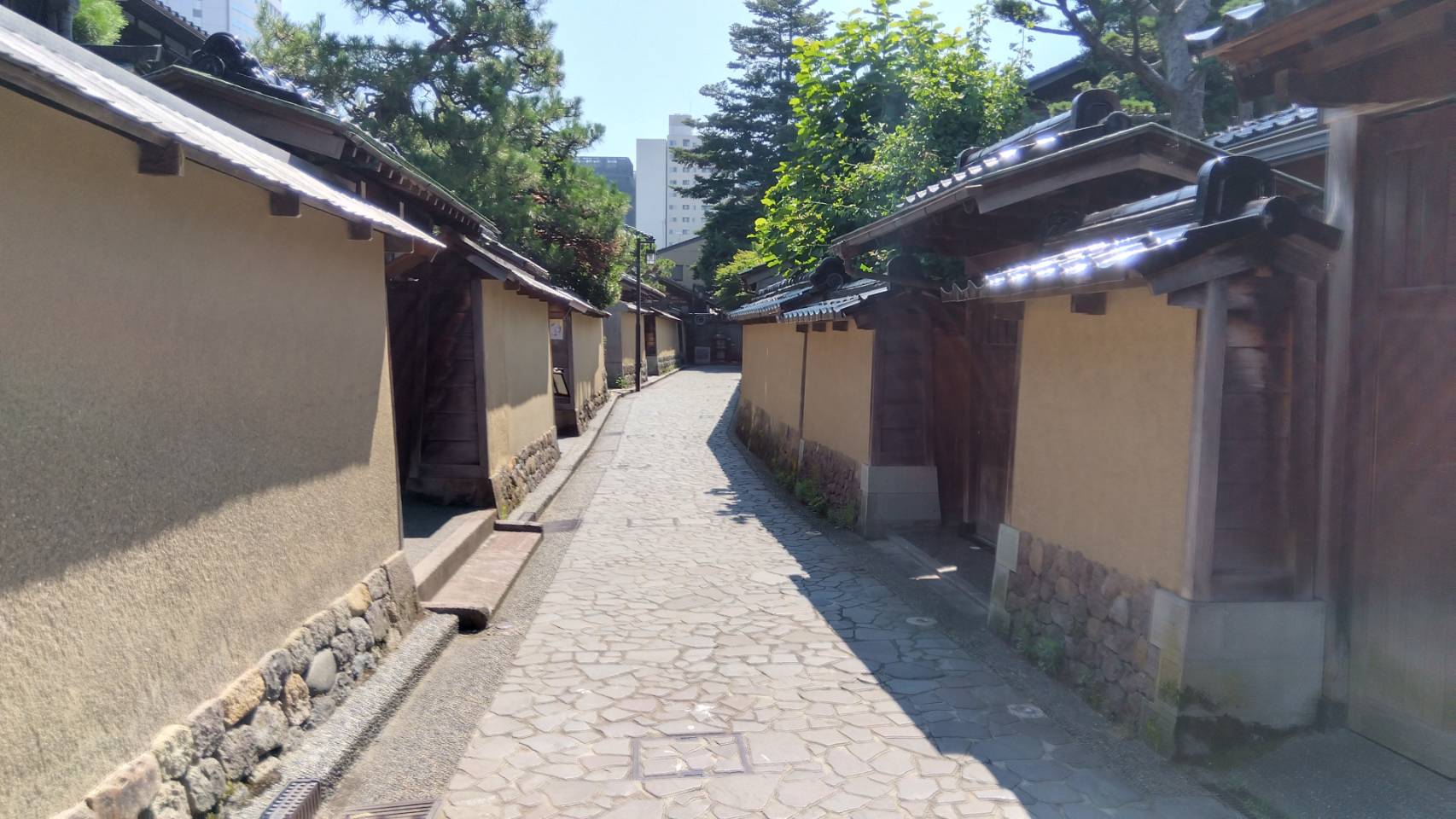 金沢のお香とアロマの香り専門店(石川県金沢市)・金沢観光地・金沢の観光スポット武家屋敷跡近く・人気でおすすめのお土産処-お香専門店のアロマ香房焚屋