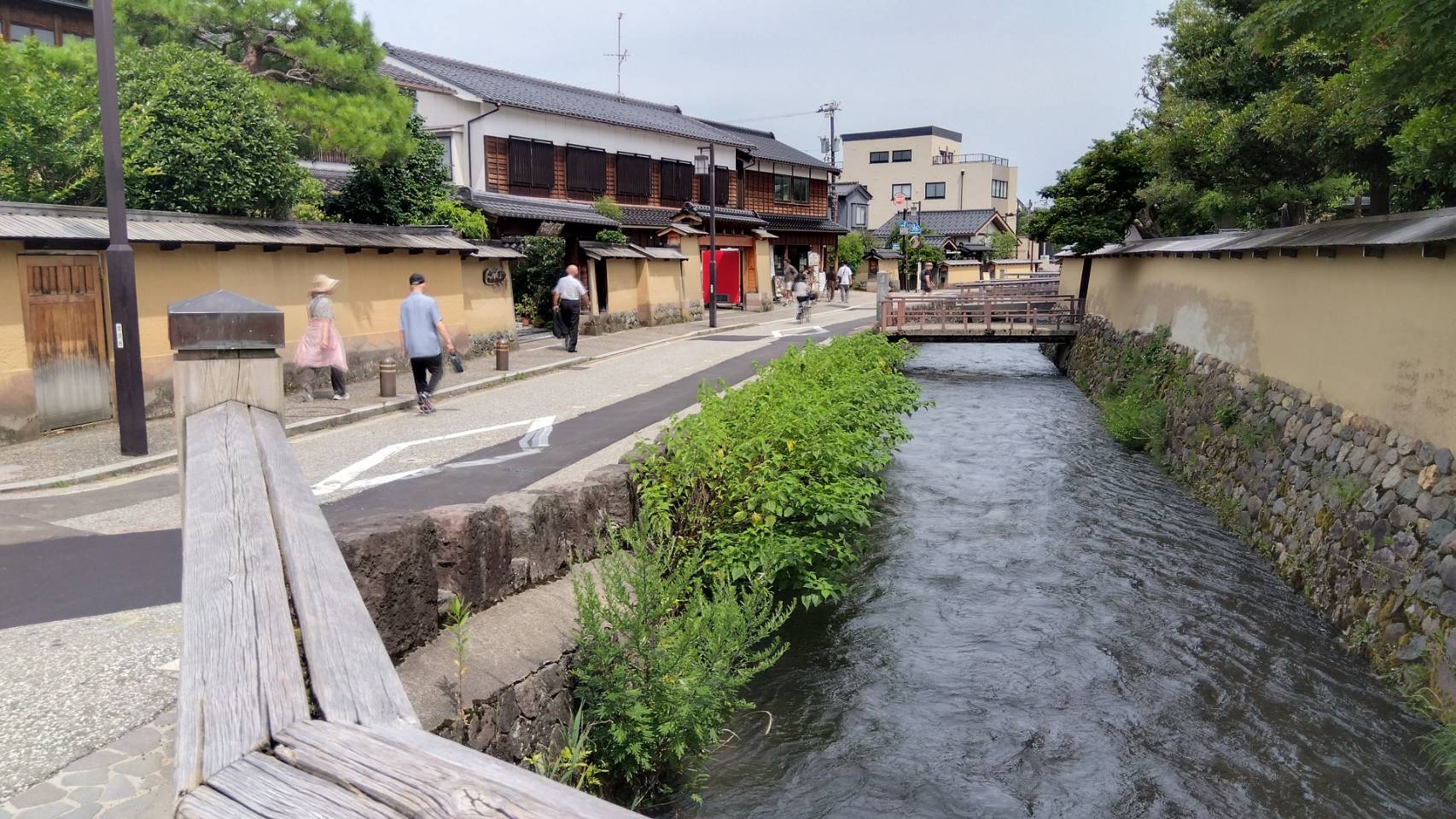 金沢のお香とアロマの香り専門店(石川県金沢市)・金沢観光地・金沢の観光スポット武家屋敷跡近く・人気でおすすめのお土産処-お香専門店のアロマ香房焚屋
