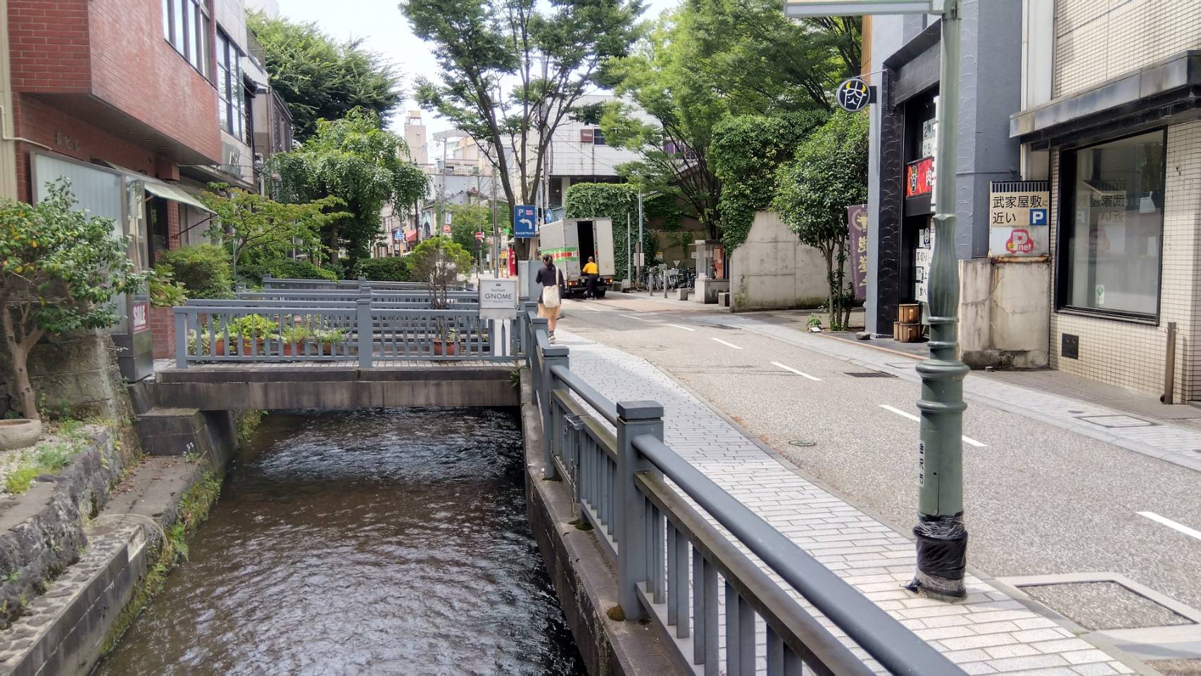 金沢のお香とアロマの香り専門店(石川県金沢市)・金沢観光地・金沢の観光スポット武家屋敷跡近く・人気でおすすめのお土産処-お香専門店のアロマ香房焚屋