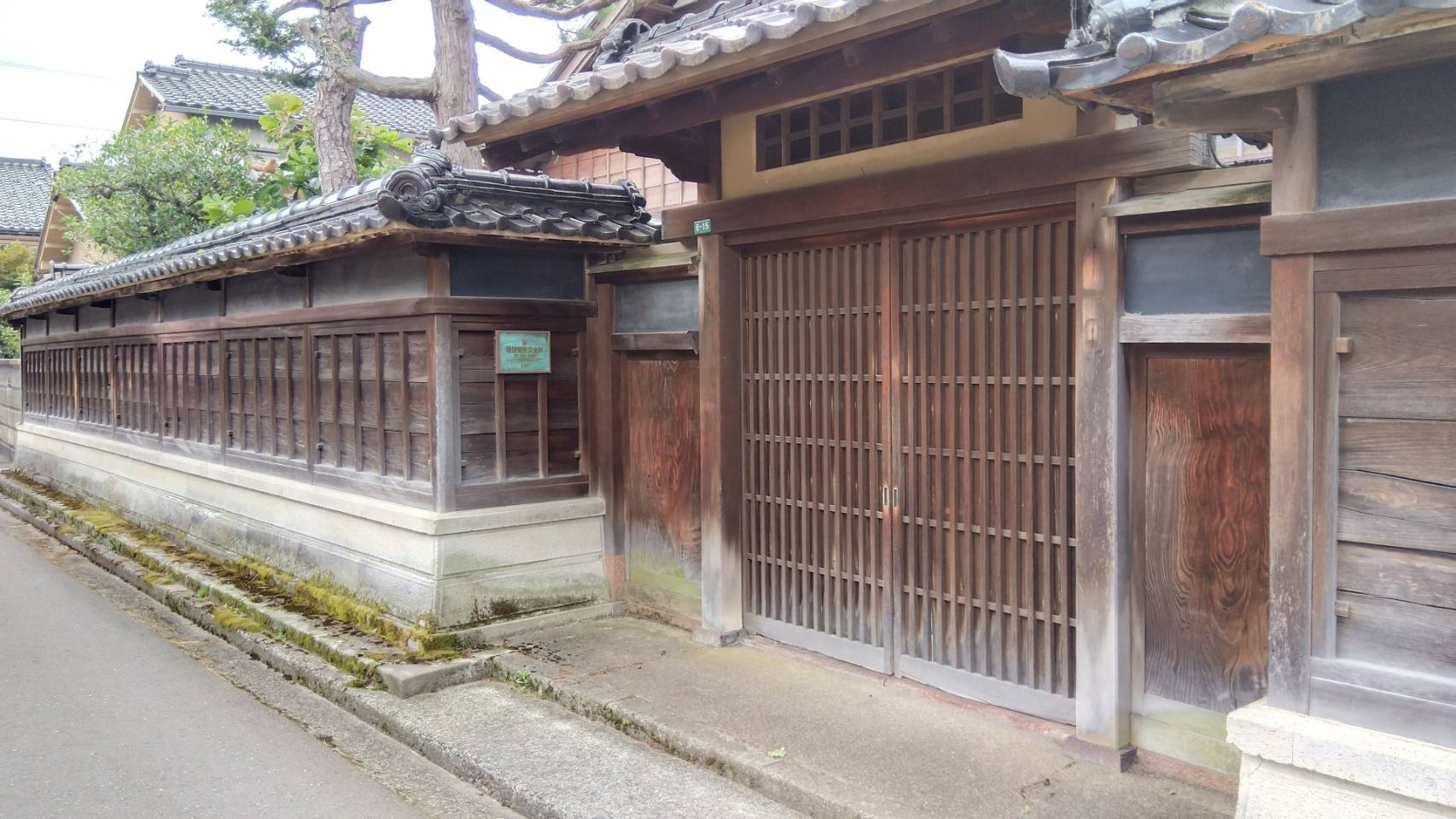 金沢のお香とアロマの香り専門店(石川県金沢市)・金沢観光地・金沢の観光スポット武家屋敷跡近く・人気でおすすめのお土産処-お香専門店のアロマ香房焚屋