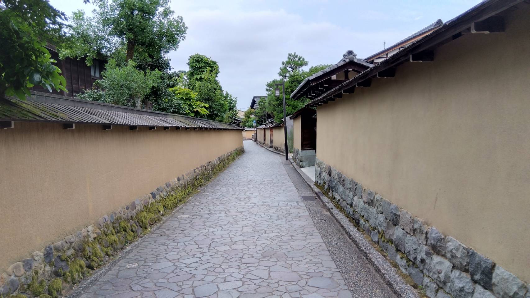 金沢のお香とアロマの香り専門店(石川県金沢市)・金沢観光地・金沢の観光スポット武家屋敷跡近く・人気でおすすめのお土産処-お香専門店のアロマ香房焚屋