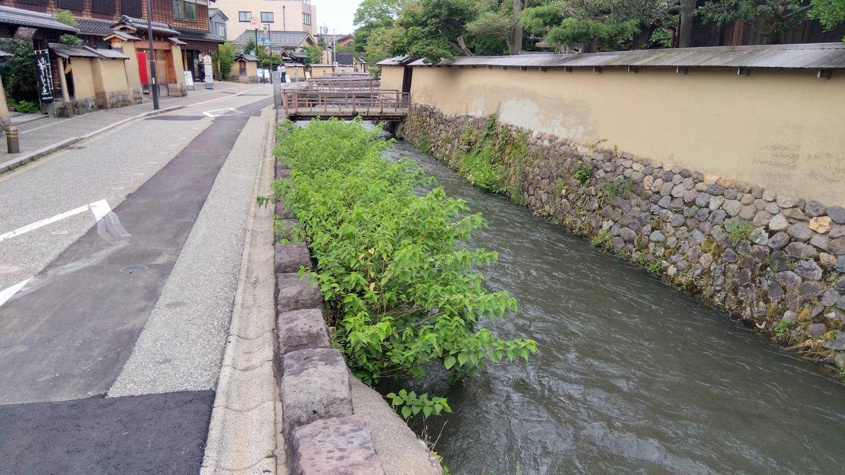 金沢のお香とアロマの香り専門店(石川県金沢市)・金沢観光地・金沢の観光スポット武家屋敷跡近く・人気でおすすめのお土産処-お香専門店のアロマ香房焚屋