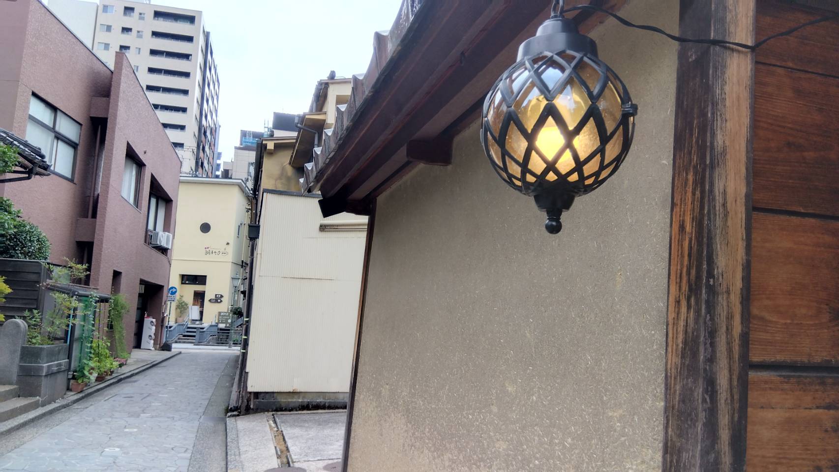 金沢のお香とアロマの香り専門店(石川県金沢市)・金沢観光地・金沢の観光スポット武家屋敷跡近く・人気でおすすめのお土産処-お香専門店のアロマ香房焚屋