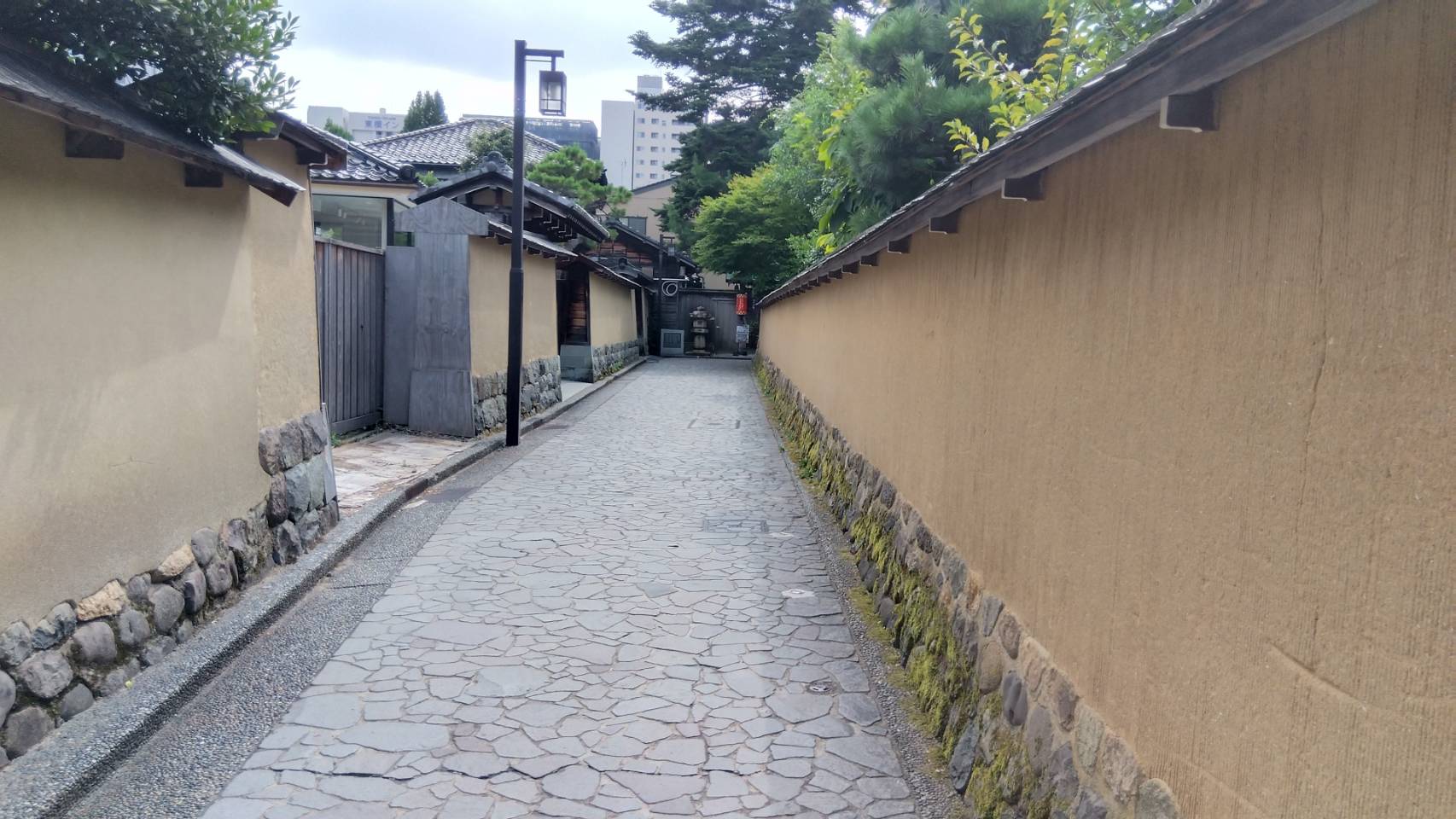 金沢のお香とアロマの香り専門店(石川県金沢市)・金沢観光地・金沢の観光スポット武家屋敷跡近く・人気でおすすめのお土産処-お香専門店のアロマ香房焚屋