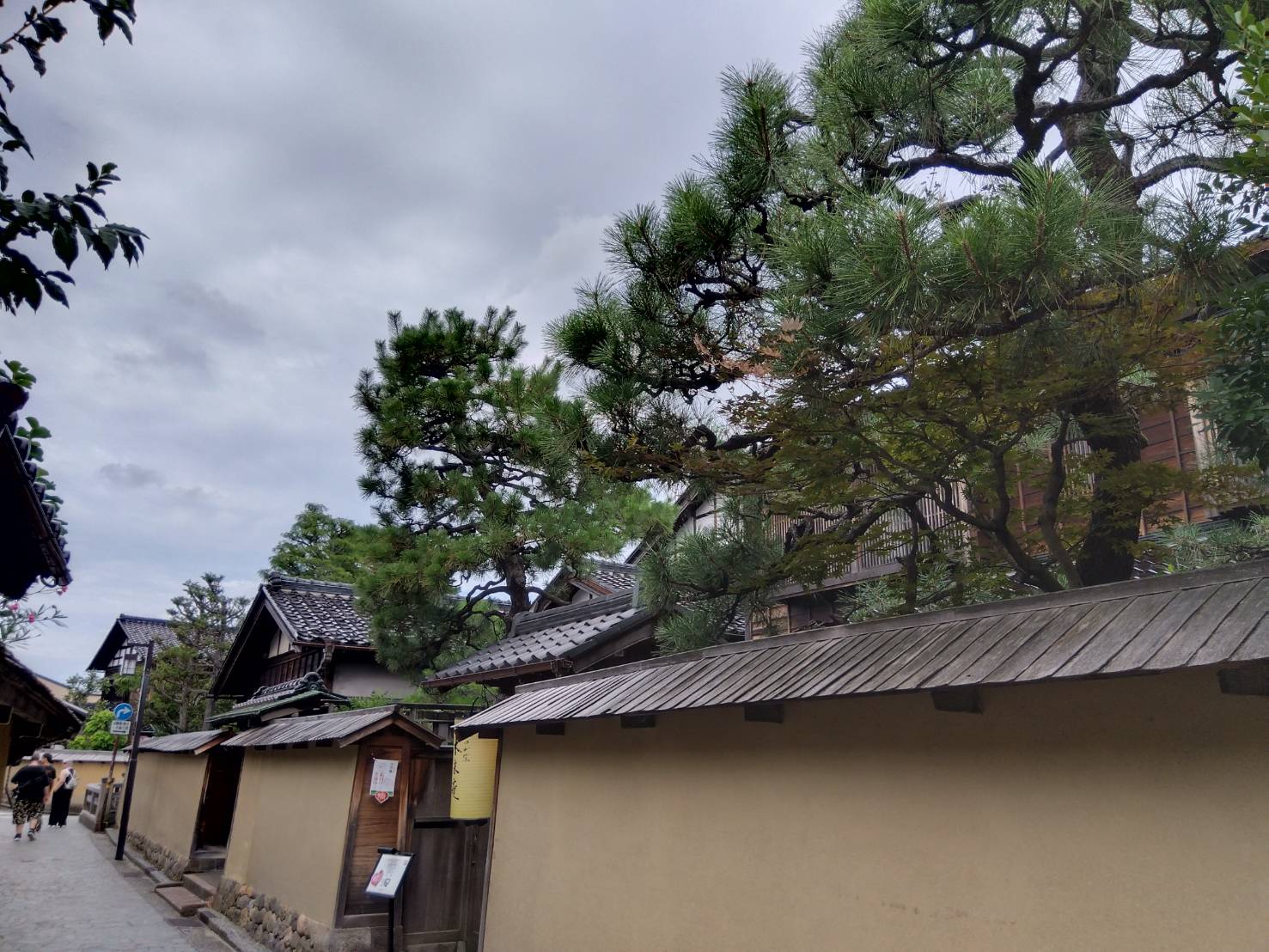 お香・専門店　金沢市｜金沢の観光地-武家屋敷跡近くのアロマ香房焚屋