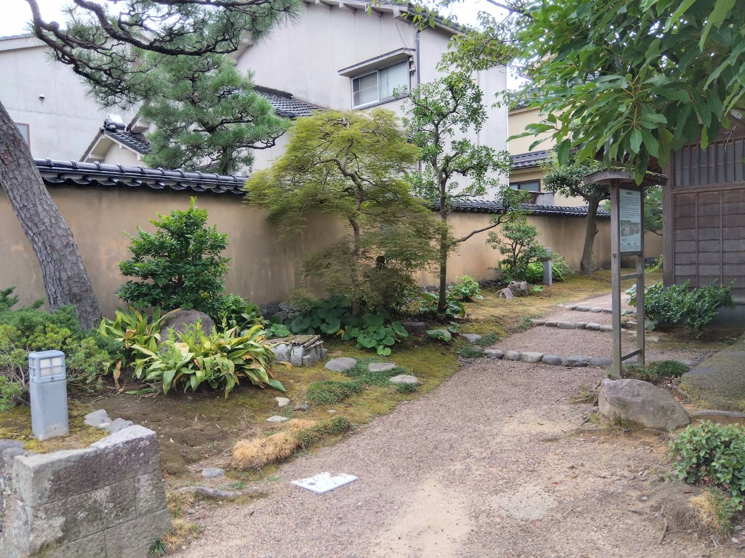 お香・専門店　金沢市｜金沢の観光地-武家屋敷跡近くのアロマ香房焚屋