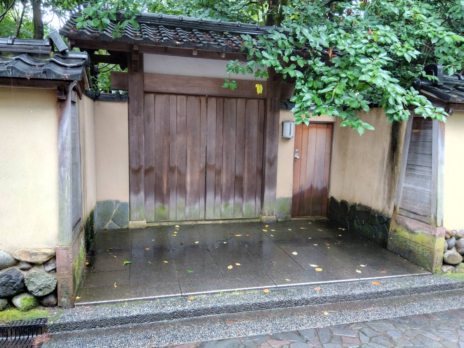 お香・専門店　金沢市｜金沢の観光地-武家屋敷跡近くのアロマ香房焚屋