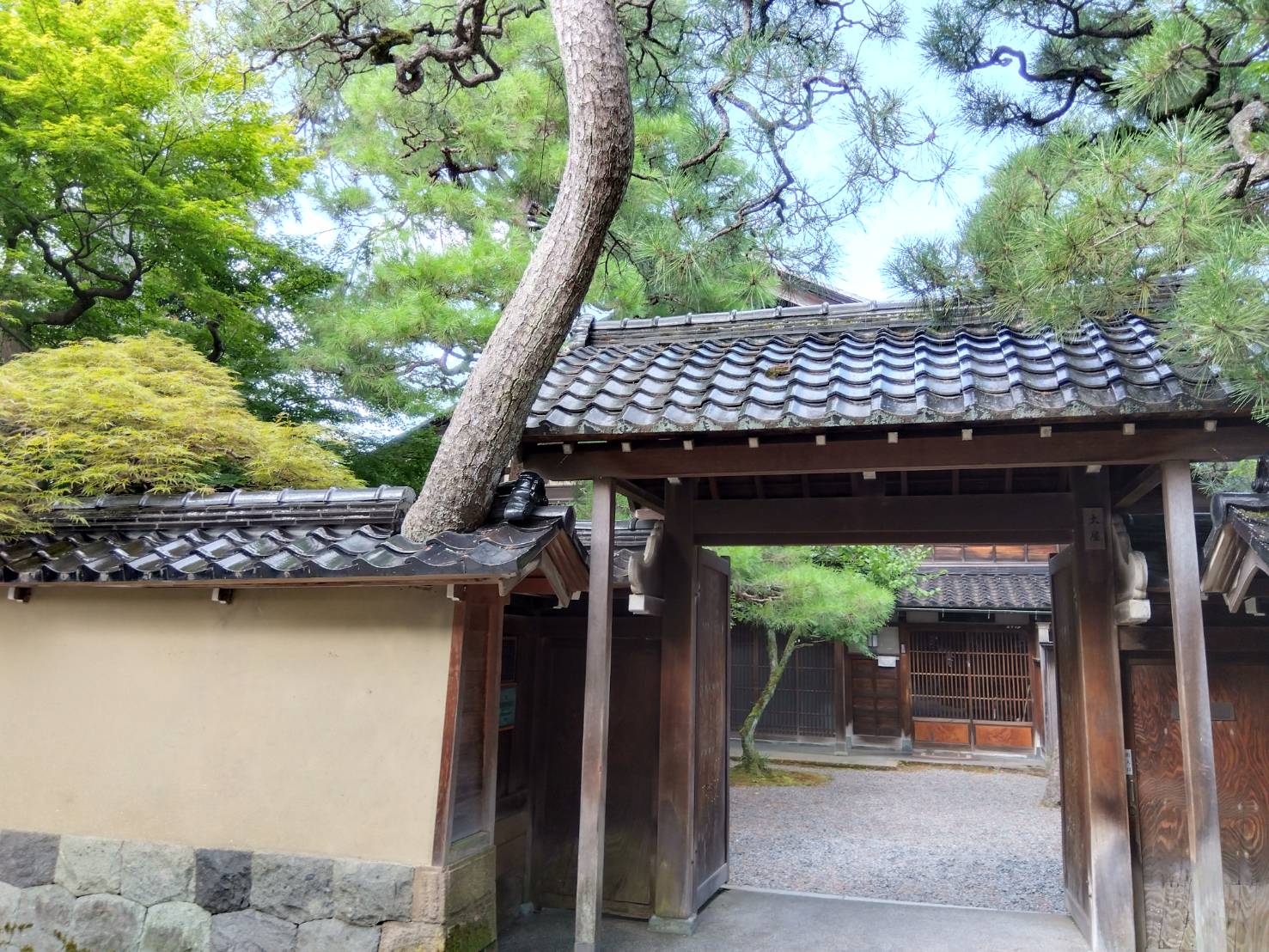 お香・専門店　金沢市｜金沢の観光地-武家屋敷跡近くのアロマ香房焚屋