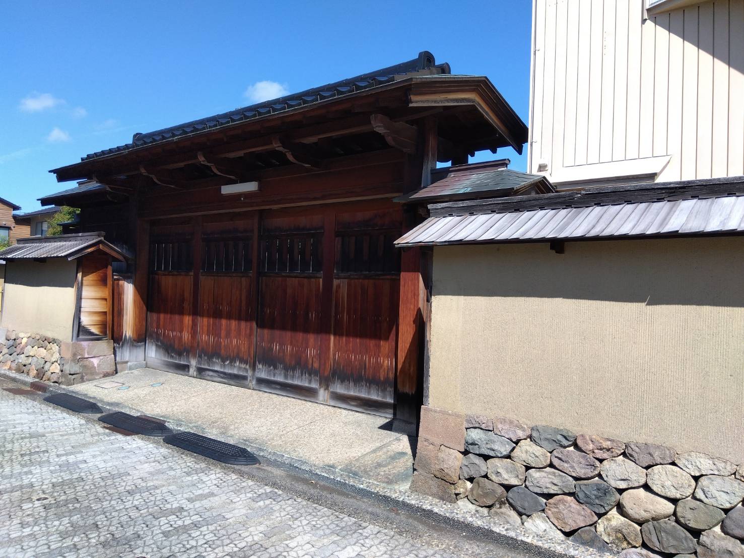 お香・専門店 金沢市|金沢の観光地-武家屋敷跡近くのアロマ香房焚屋