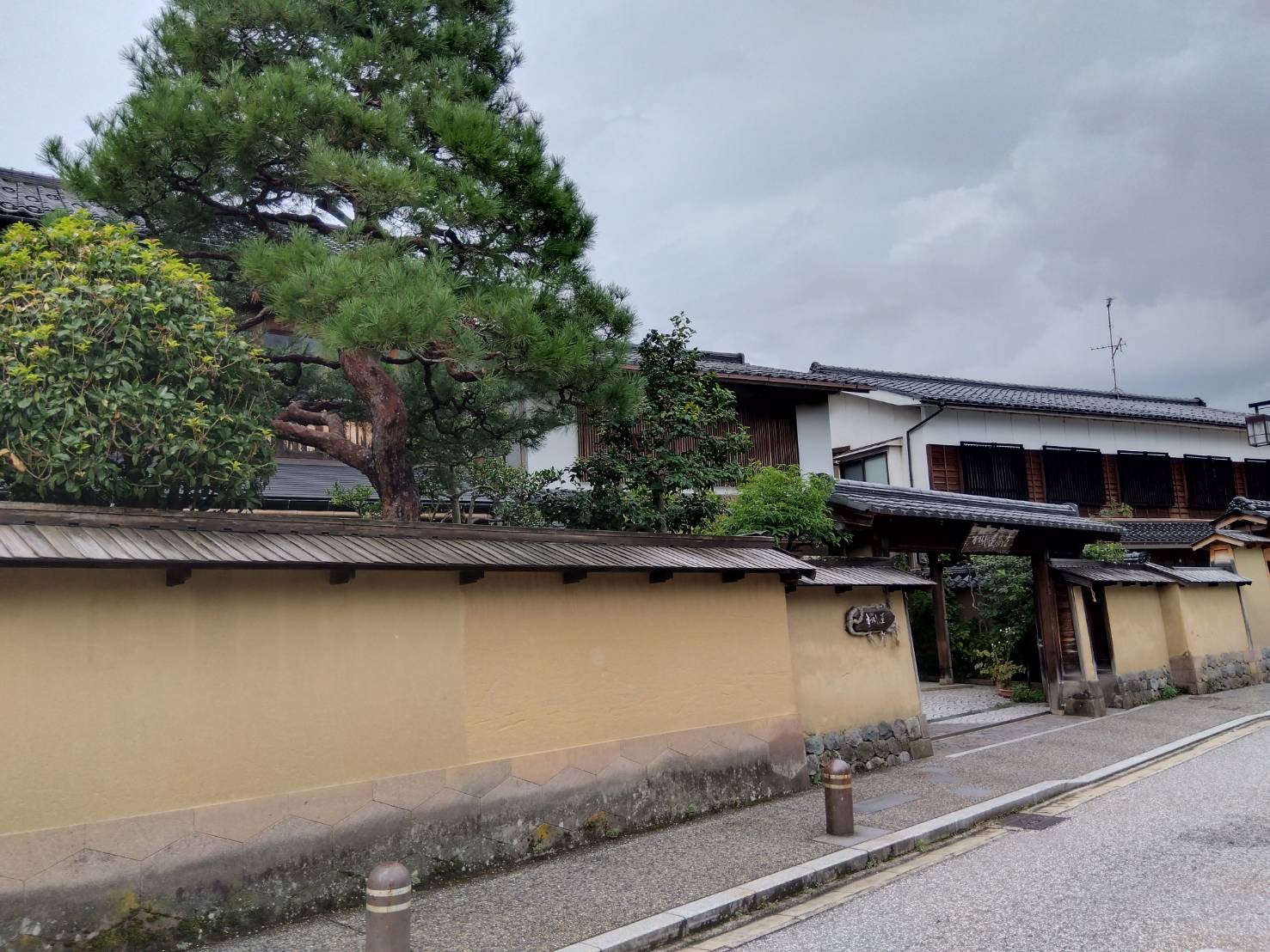 お香・専門店　金沢市｜金沢の観光地-武家屋敷跡近くのアロマ香房焚屋