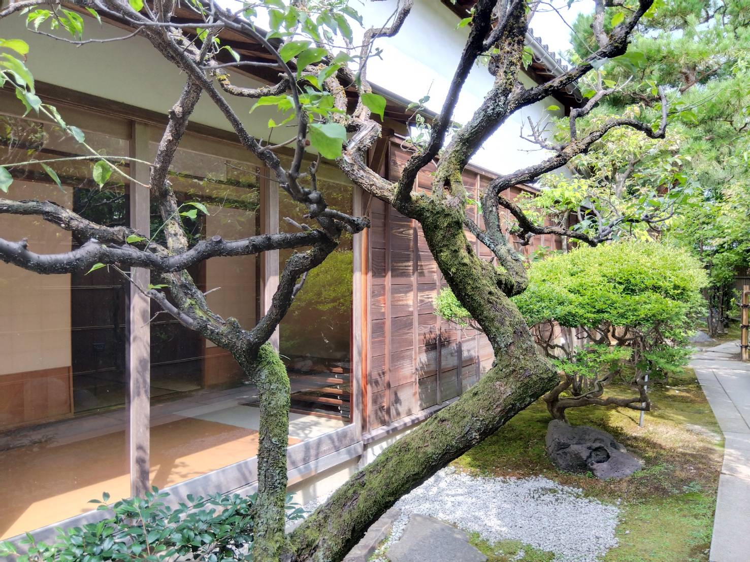 お香・専門店　金沢市｜金沢の観光地-武家屋敷跡近くのアロマ香房焚屋