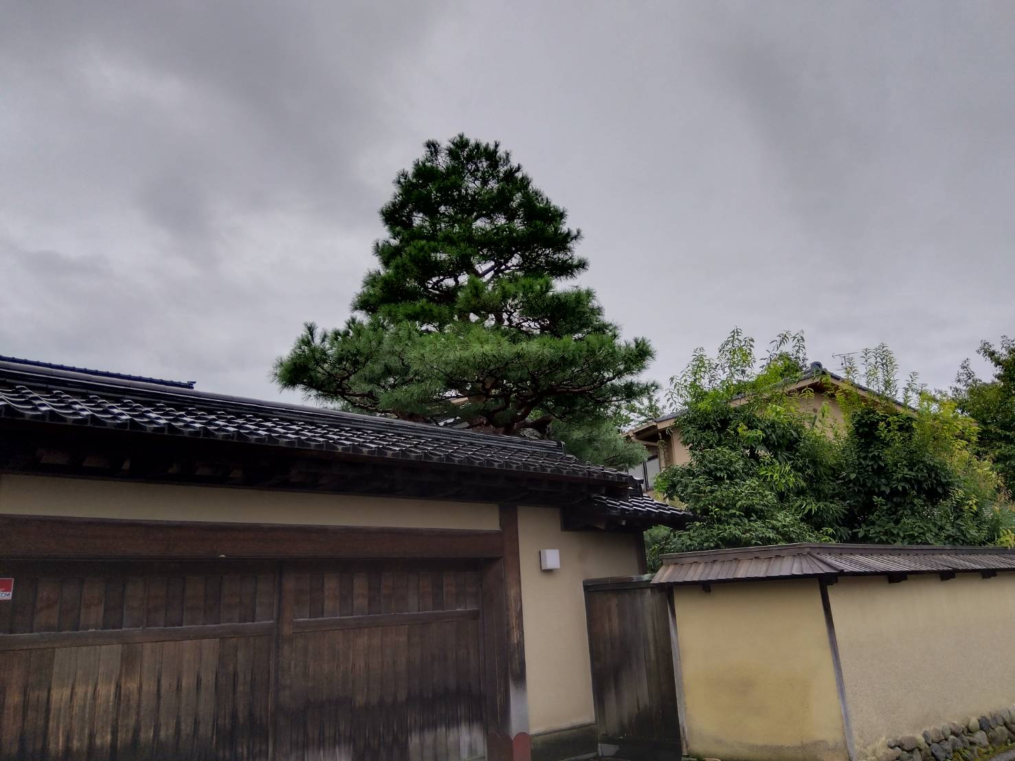 お香・専門店　金沢市｜金沢の観光地-武家屋敷跡近くのアロマ香房焚屋