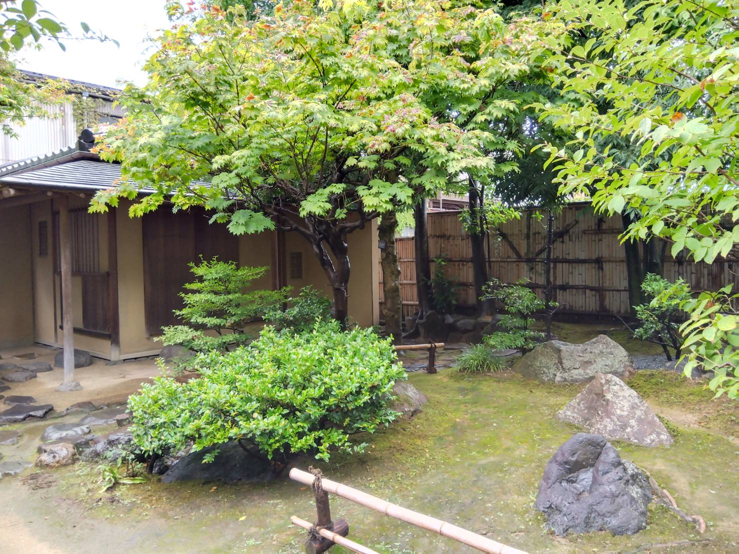 お香・専門店　金沢市｜金沢の観光地-武家屋敷跡近くのアロマ香房焚屋