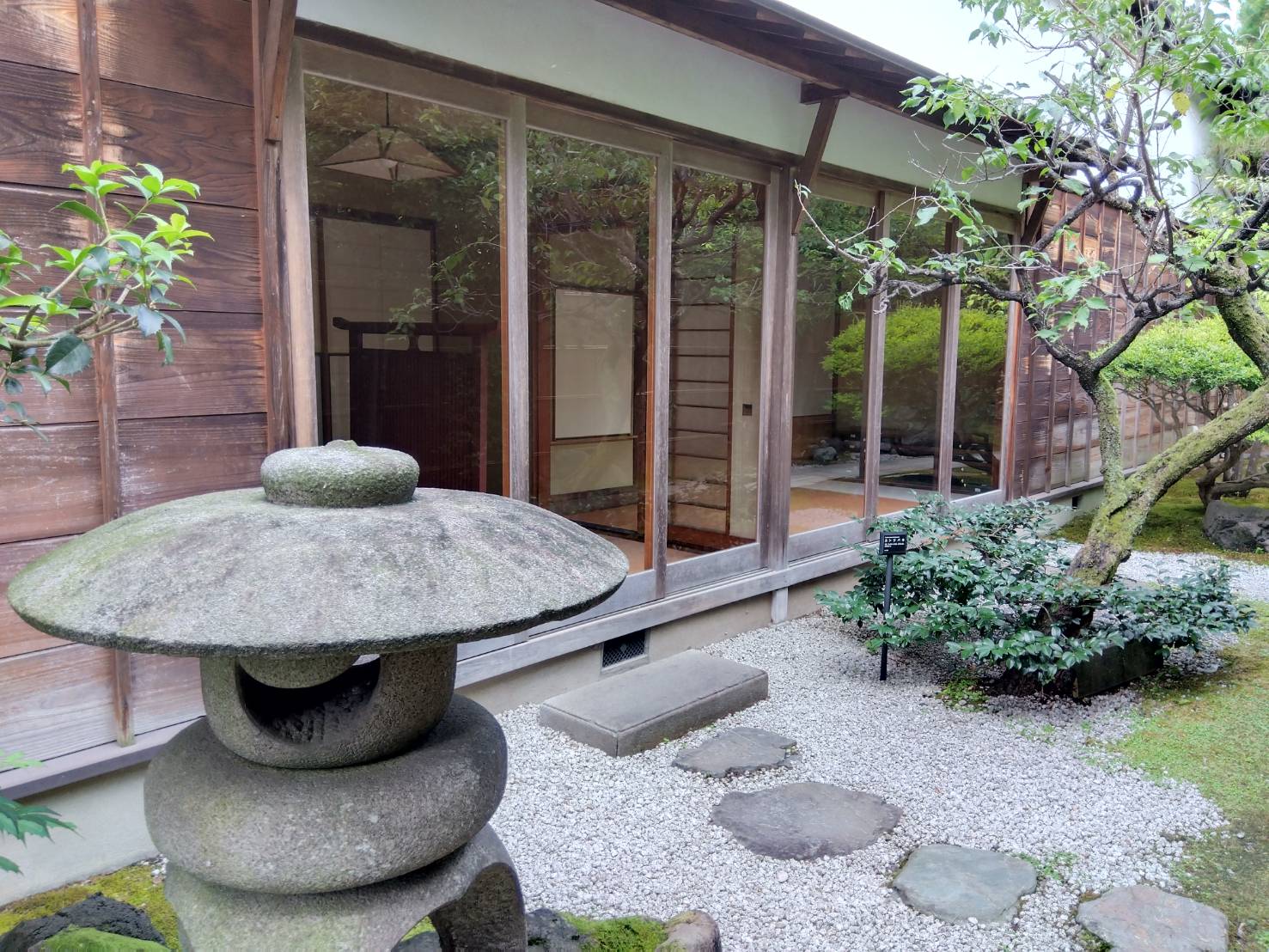 お香・専門店 金沢市|金沢の観光地-武家屋敷跡近くのアロマ香房焚屋