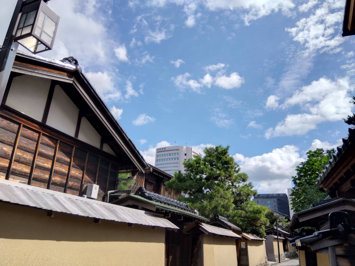 お香・専門店　金沢市｜金沢の観光地-武家屋敷跡近くのアロマ香房焚屋