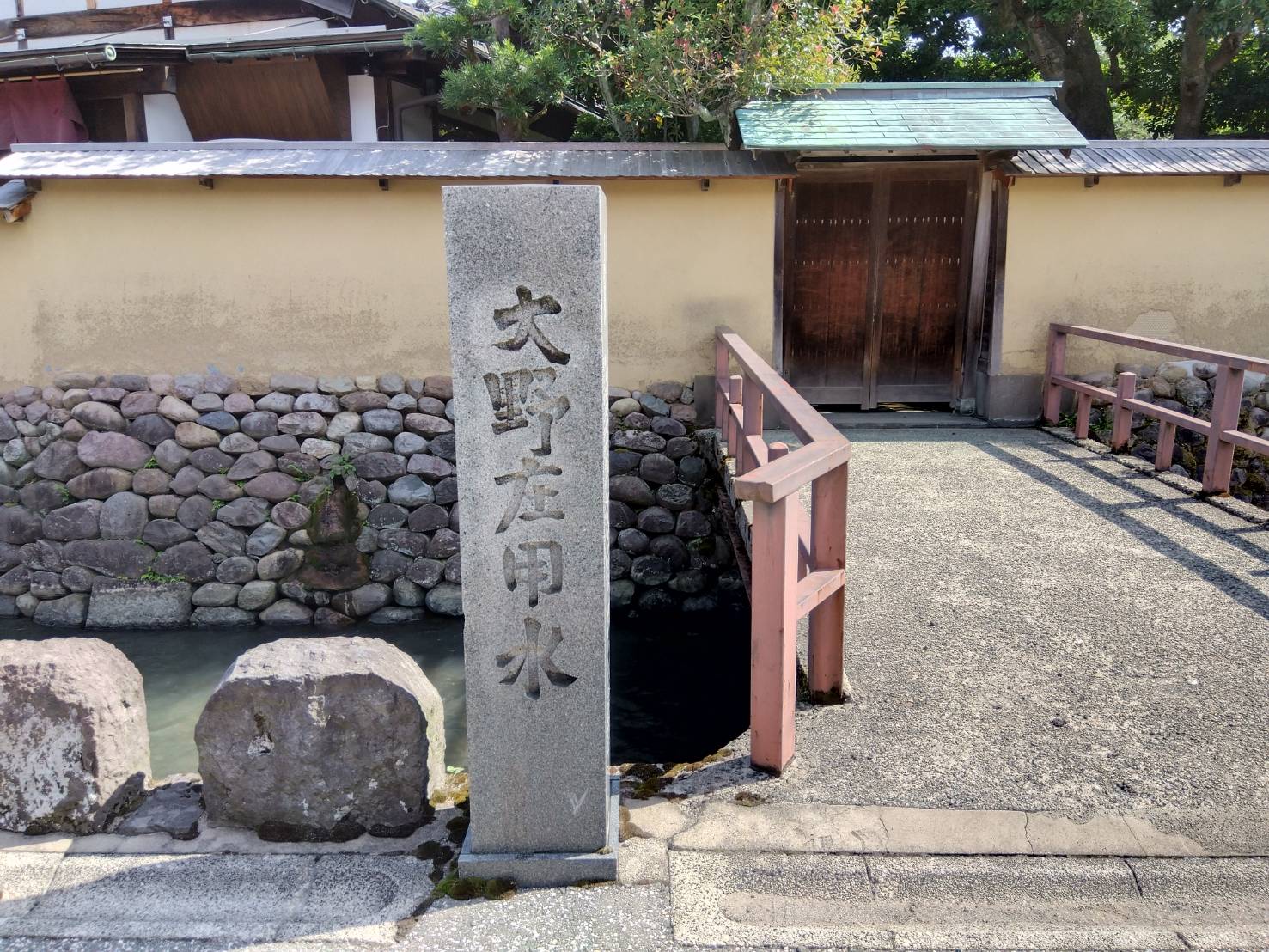 金沢のお香とアロマの香り専門店(石川県金沢市)・金沢観光地・金沢の観光スポット武家屋敷跡近く・人気でおすすめのお土産処-お香専門店のアロマ香房焚屋