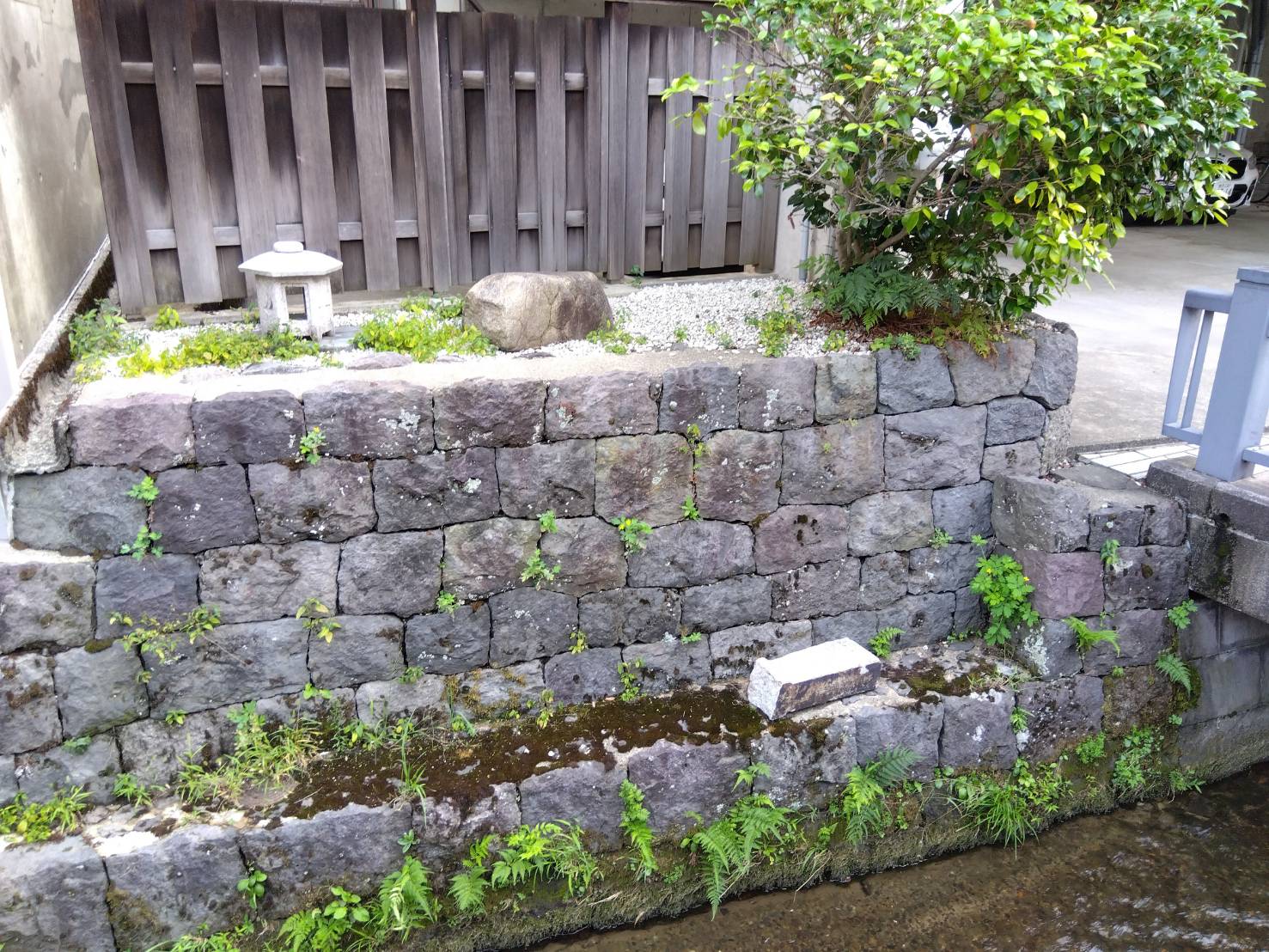 金沢のお香とアロマの香り専門店(石川県金沢市)・金沢観光地・金沢の観光スポット武家屋敷跡近く・人気でおすすめのお土産処-お香専門店のアロマ香房焚屋