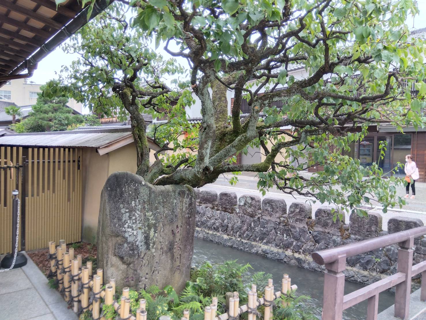 金沢のお香とアロマの香り専門店(石川県金沢市)・金沢観光地・金沢の観光スポット武家屋敷跡近く・人気でおすすめのお土産処-お香専門店のアロマ香房焚屋