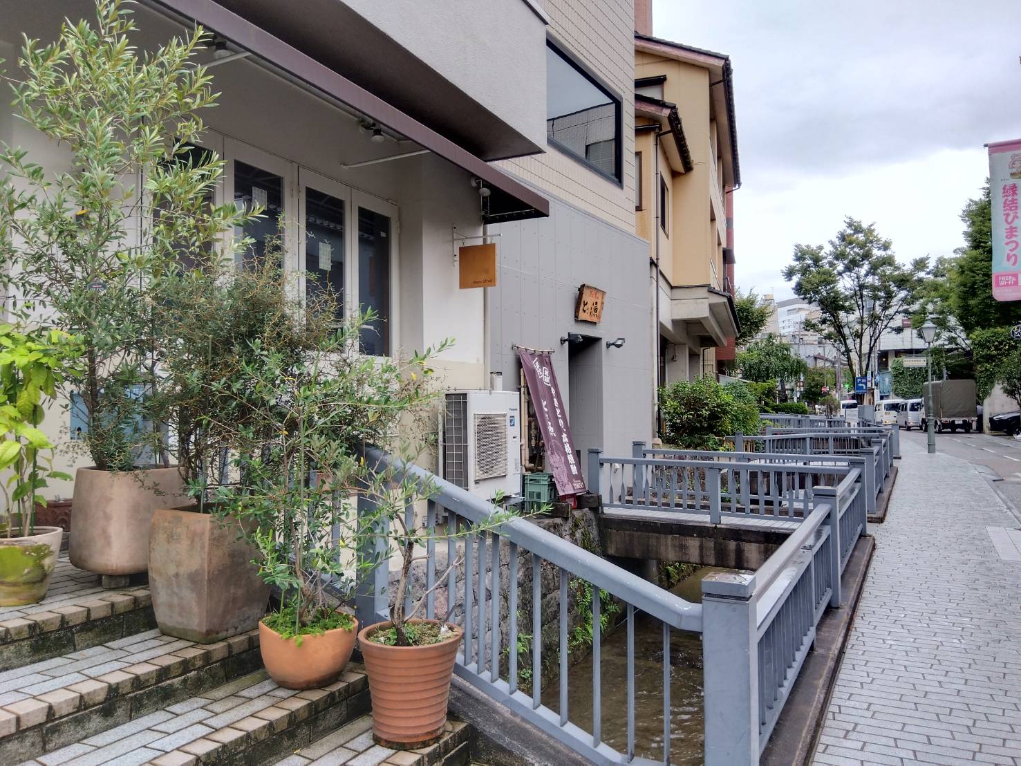 金沢のお香とアロマの香り専門店(石川県金沢市)・金沢観光地・金沢の観光スポット武家屋敷跡近く・人気でおすすめのお土産処-お香専門店のアロマ香房焚屋