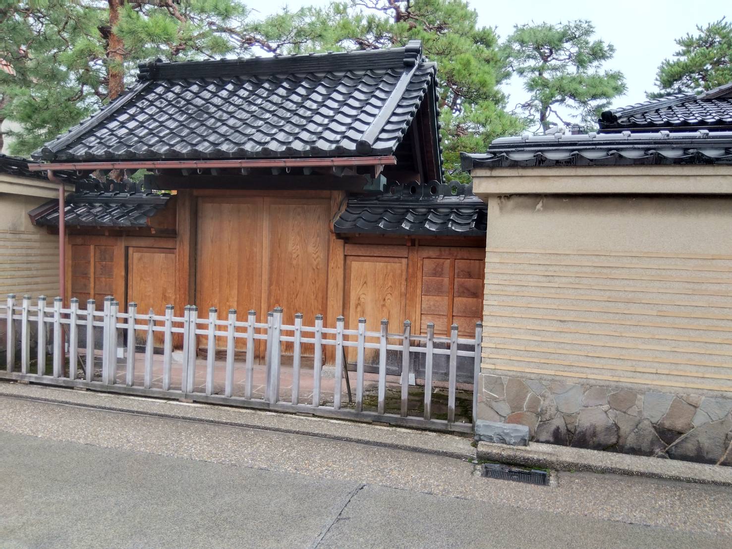 金沢のお香とアロマの香り専門店(石川県金沢市)・金沢観光地・金沢の観光スポット武家屋敷跡近く・人気でおすすめのお土産処-お香専門店のアロマ香房焚屋