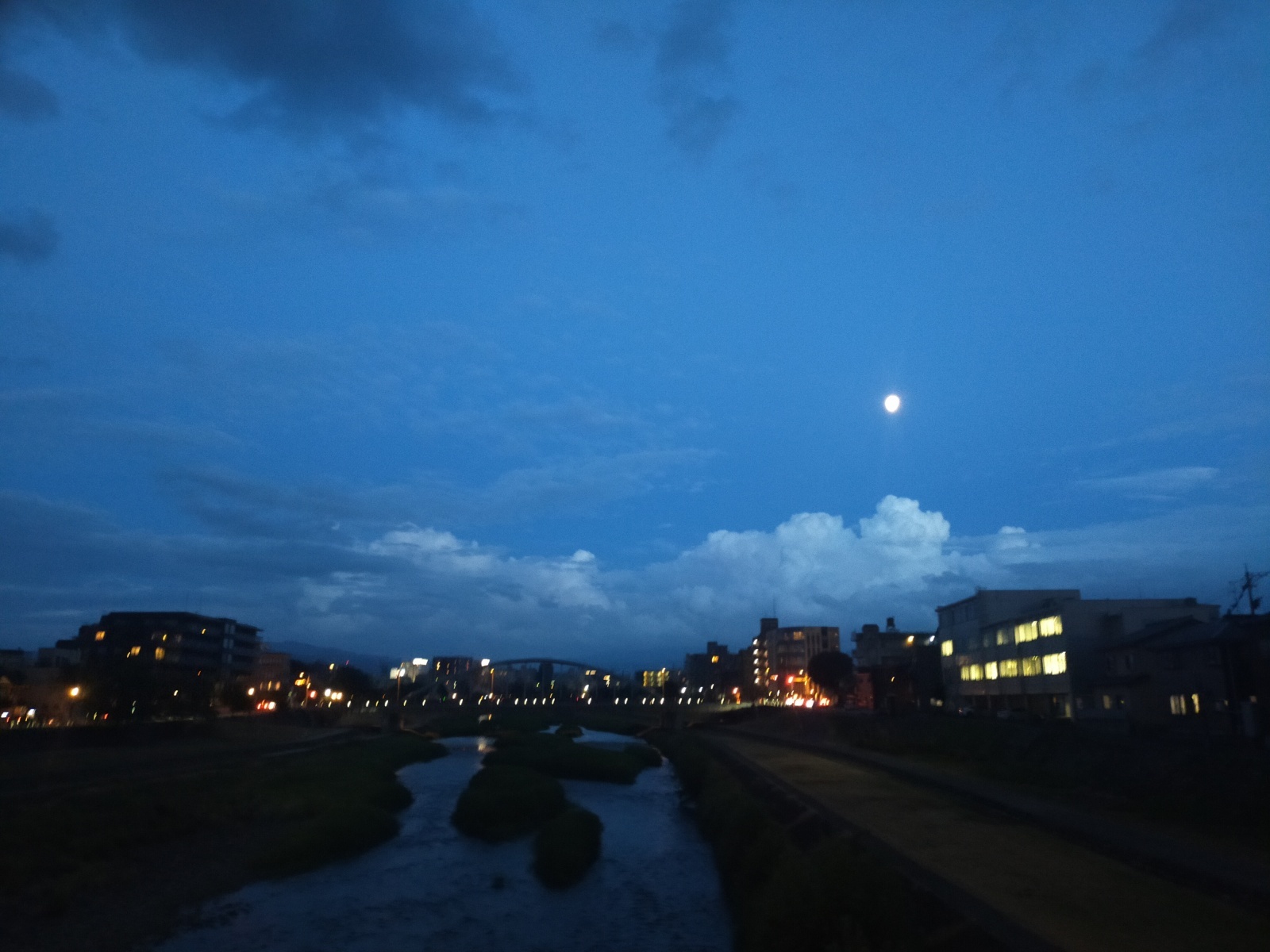 お香・専門店　金沢市｜金沢の観光地-武家屋敷跡近くのアロマ香房焚屋