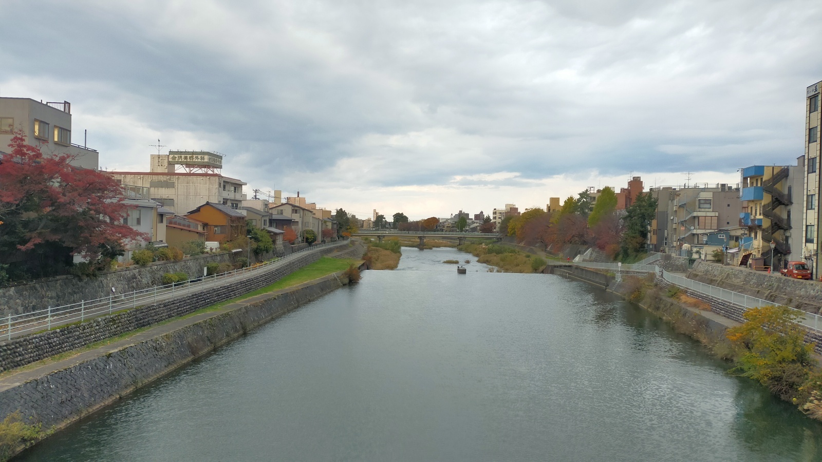 金沢のお香とアロマの香り専門店(石川県金沢市)・金沢観光地・金沢の観光スポット武家屋敷跡近く・人気でおすすめのお土産処-お香専門店のアロマ香房焚屋