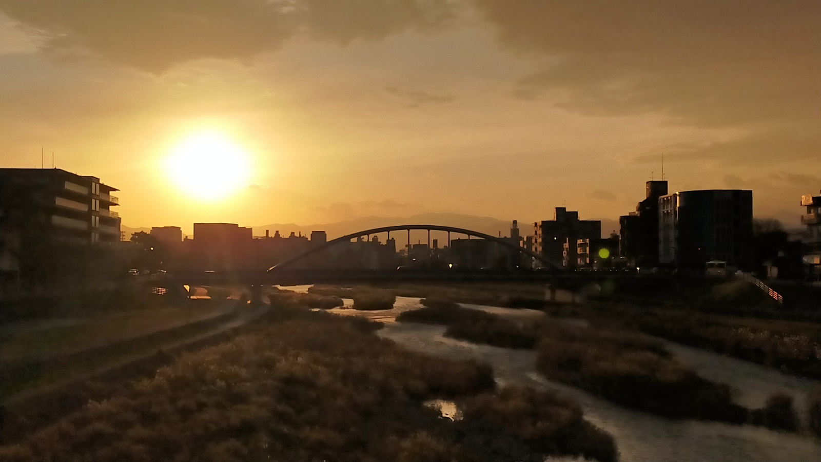 金沢のお香とアロマの香り専門店(石川県金沢市)・金沢観光地・金沢の観光スポット武家屋敷跡近く・人気でおすすめのお土産処-お香専門店のアロマ香房焚屋