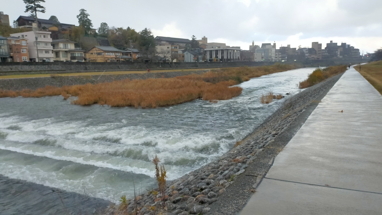 金沢のお香とアロマの香り専門店(石川県金沢市)・金沢観光地・金沢の観光スポット武家屋敷跡近く・人気でおすすめのお土産処-お香専門店のアロマ香房焚屋