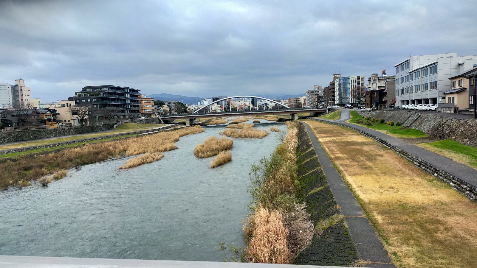 金沢のお香とアロマの香り専門店(石川県金沢市)・金沢観光地・金沢の観光スポット武家屋敷跡近く・人気でおすすめのお土産処-お香専門店のアロマ香房焚屋