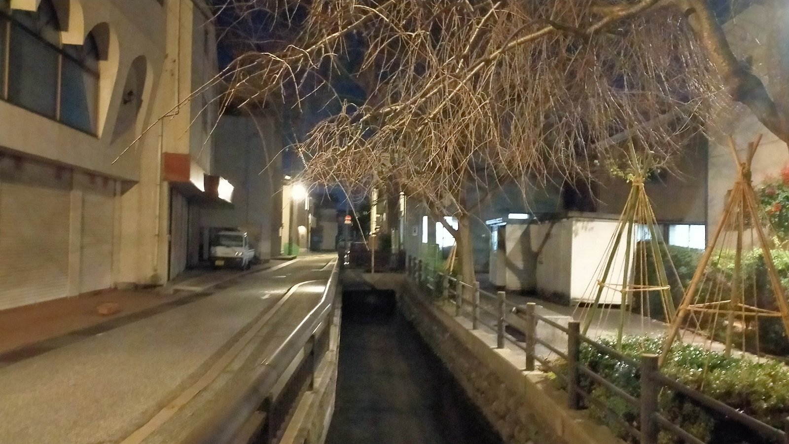 金沢のお香とアロマの香り専門店(石川県金沢市)・金沢観光地・金沢の観光スポット武家屋敷跡近く・人気でおすすめのお土産処-お香専門店のアロマ香房焚屋