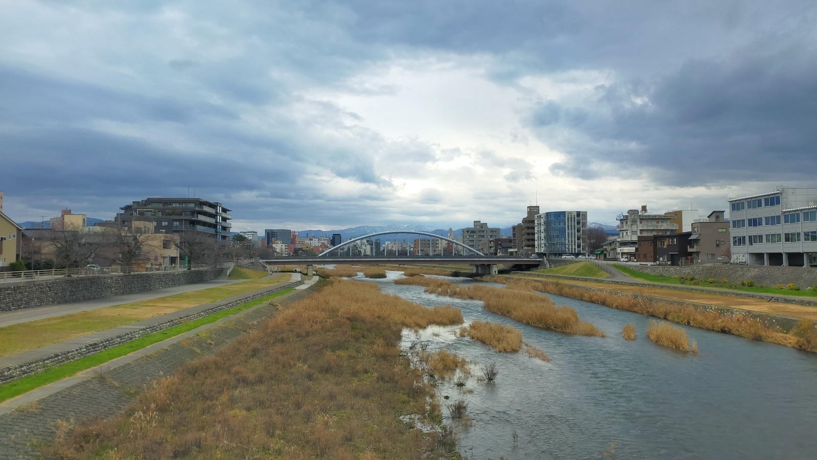 金沢のお香とアロマの香り専門店(石川県金沢市)・金沢観光地・金沢の観光スポット武家屋敷跡近く・人気でおすすめのお土産処-お香専門店のアロマ香房焚屋