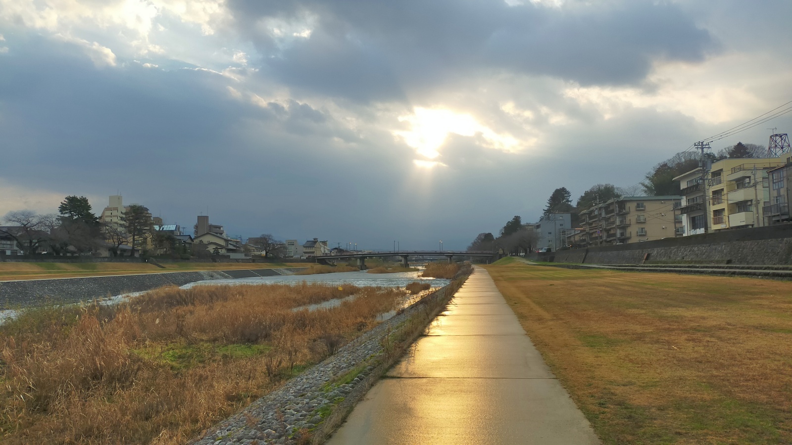 金沢のお香とアロマの香り専門店(石川県金沢市)・金沢観光地・金沢の観光スポット武家屋敷跡近く・人気でおすすめのお土産処-お香専門店のアロマ香房焚屋