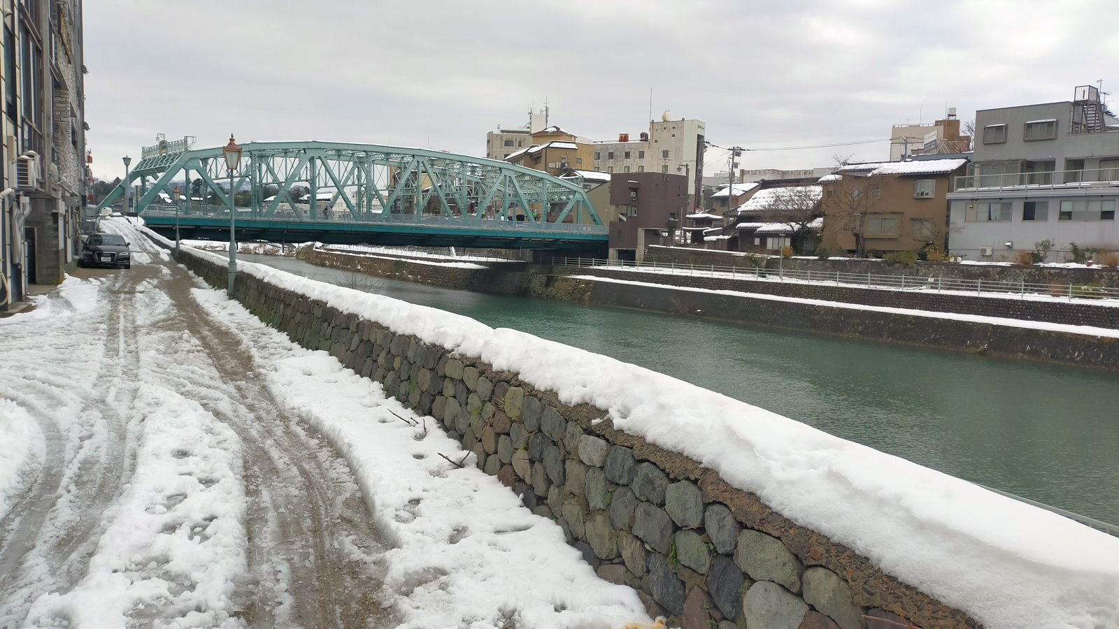金沢のお香とアロマの香り専門店(石川県金沢市)・金沢観光地・金沢の観光スポット武家屋敷跡近く・人気でおすすめのお土産処-お香専門店のアロマ香房焚屋