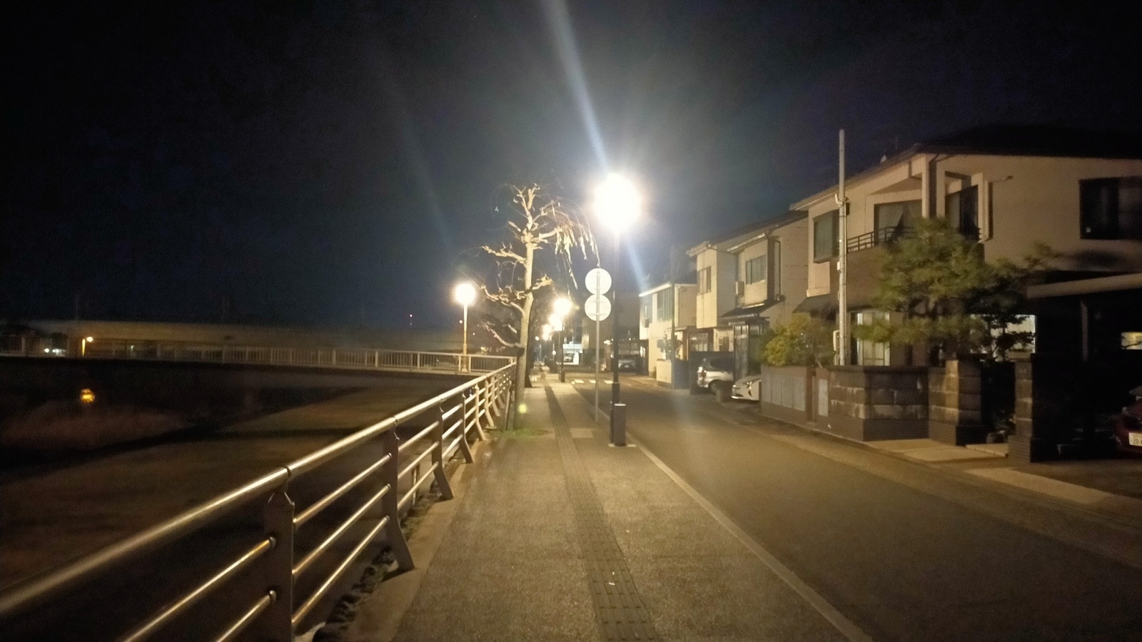 金沢のお香とアロマの香り専門店(石川県金沢市)・金沢観光地・金沢の観光スポット武家屋敷跡近く・人気でおすすめのお土産処-お香専門店のアロマ香房焚屋