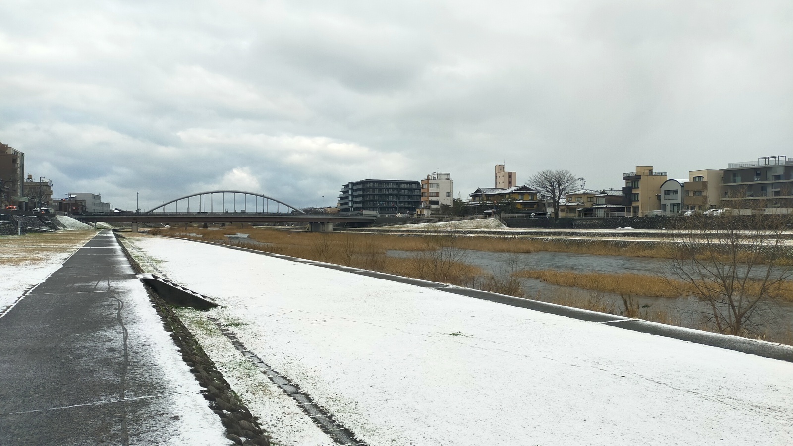 金沢のお香とアロマの香り専門店(石川県金沢市)・金沢観光地・金沢の観光スポット武家屋敷跡近く・人気でおすすめのお土産処-お香専門店のアロマ香房焚屋