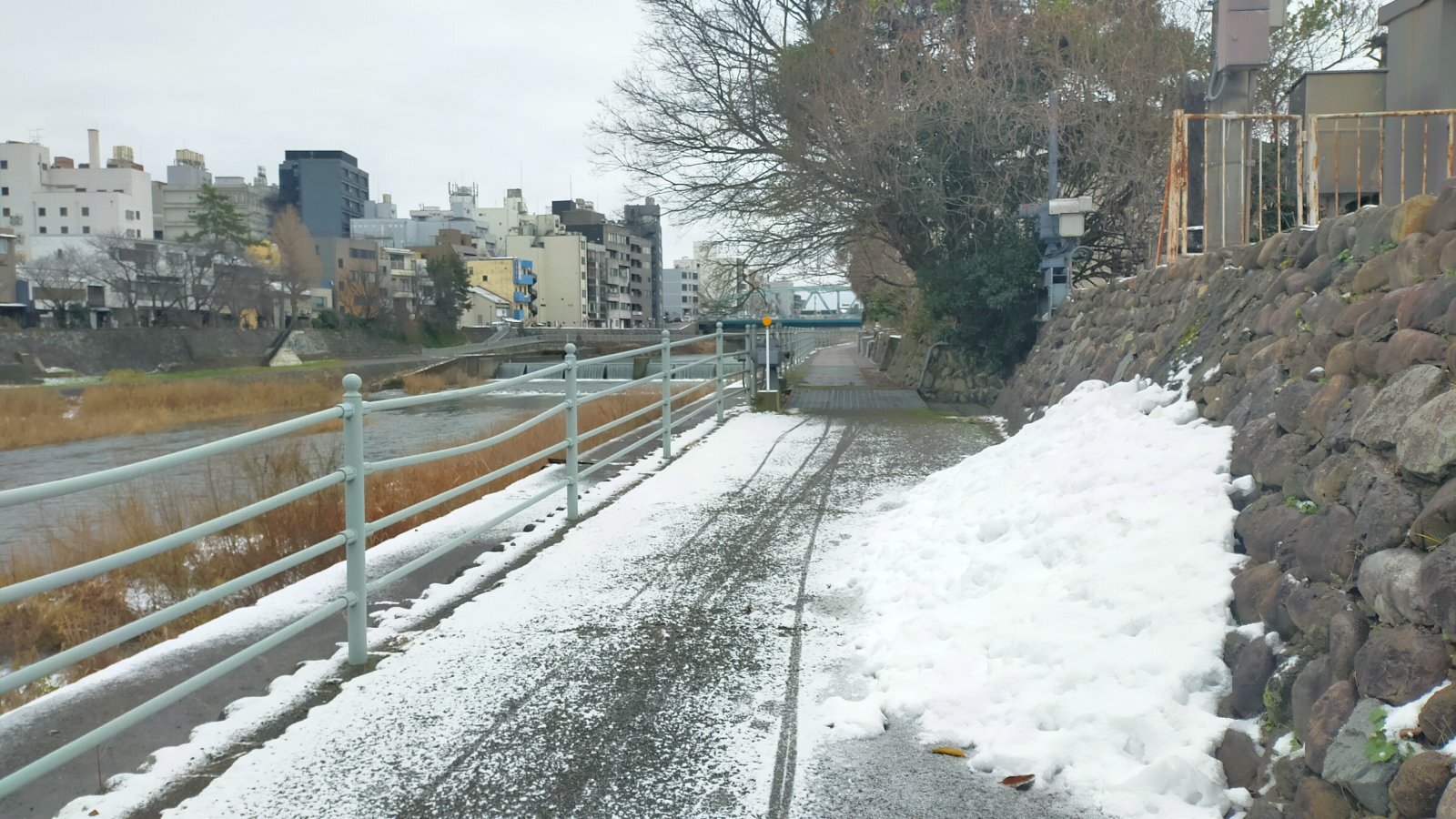金沢のお香とアロマの香り専門店(石川県金沢市)・金沢観光地・金沢の観光スポット武家屋敷跡近く・人気でおすすめのお土産処-お香専門店のアロマ香房焚屋