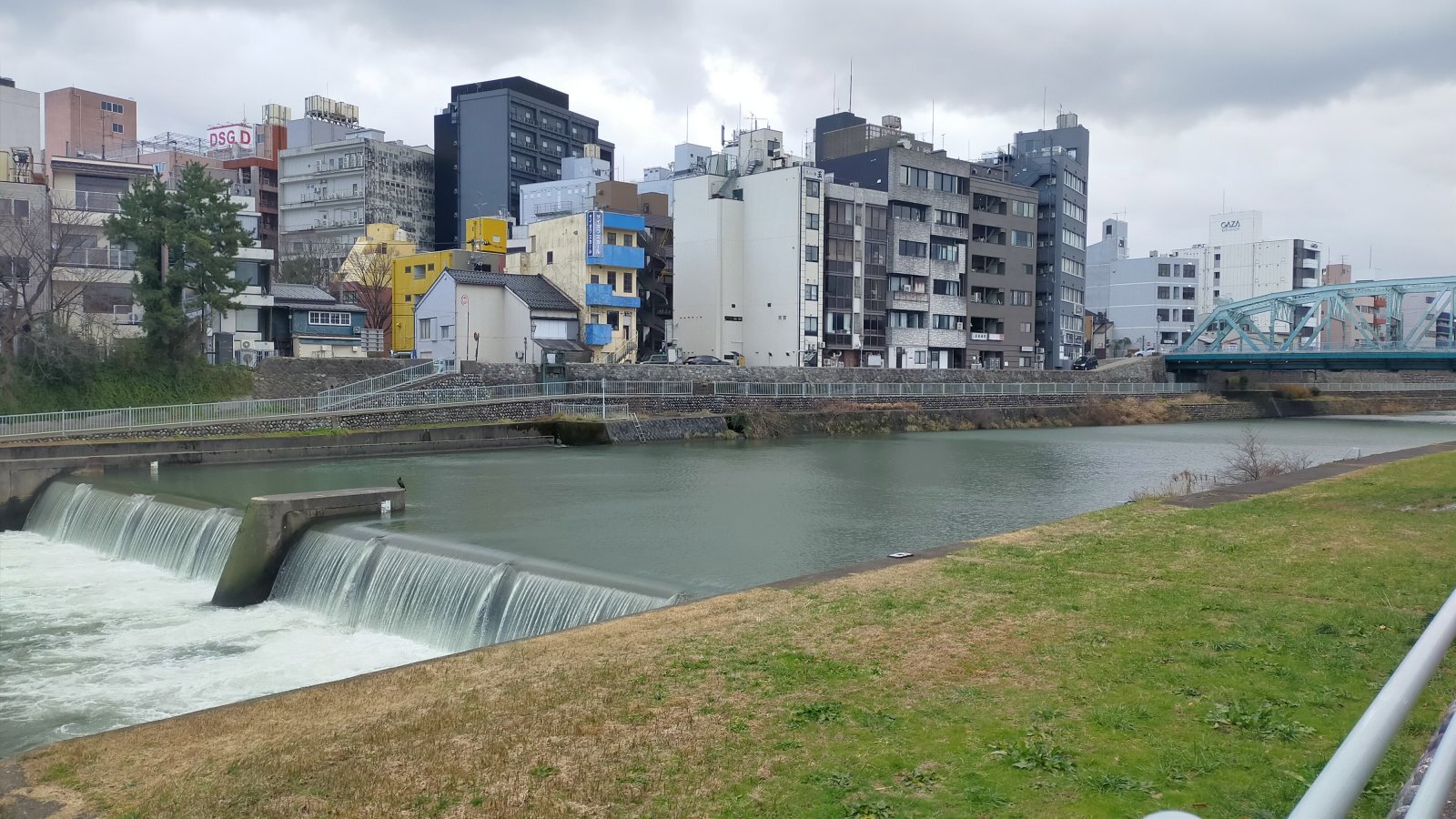 金沢のお香とアロマの香り専門店(石川県金沢市)・金沢観光地・金沢の観光スポット武家屋敷跡近く・人気でおすすめのお土産処-お香専門店のアロマ香房焚屋